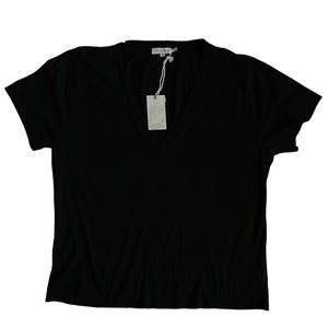 44. *NWT* Good American Black V Neck Tee Size 2